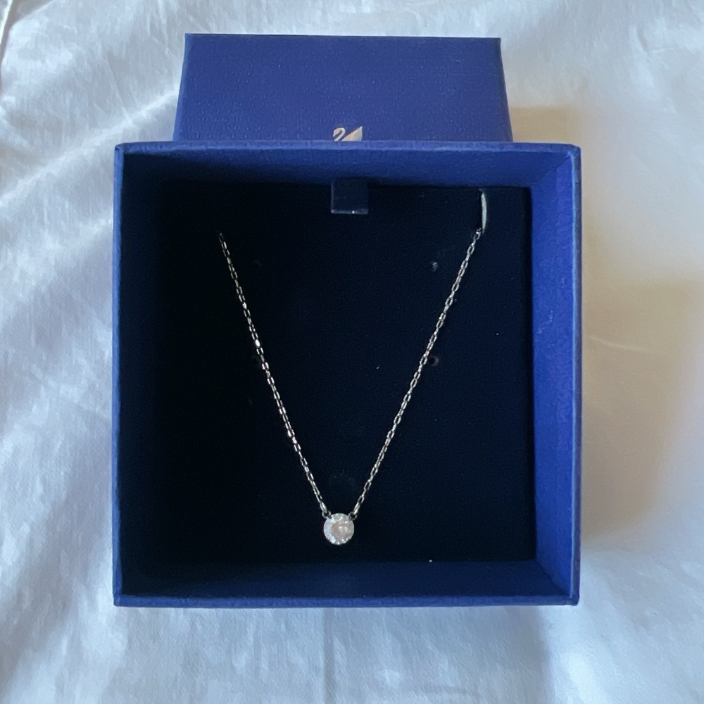 Swarovski Jewelry Attract Round Necklace White Rhodium Plating - Picture 10 of 15